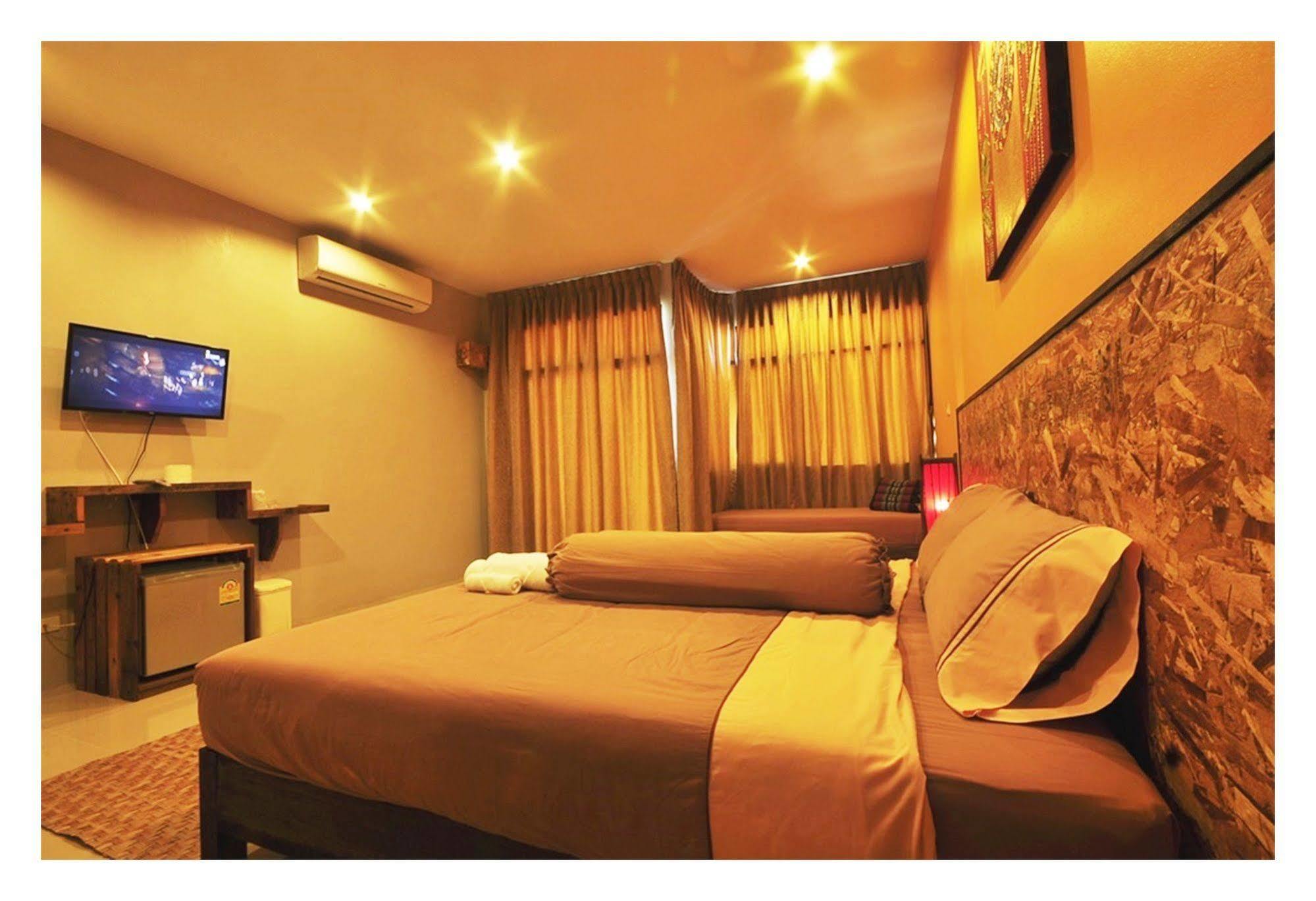 The Bedroom Nai Harn Beach Eksteriør billede