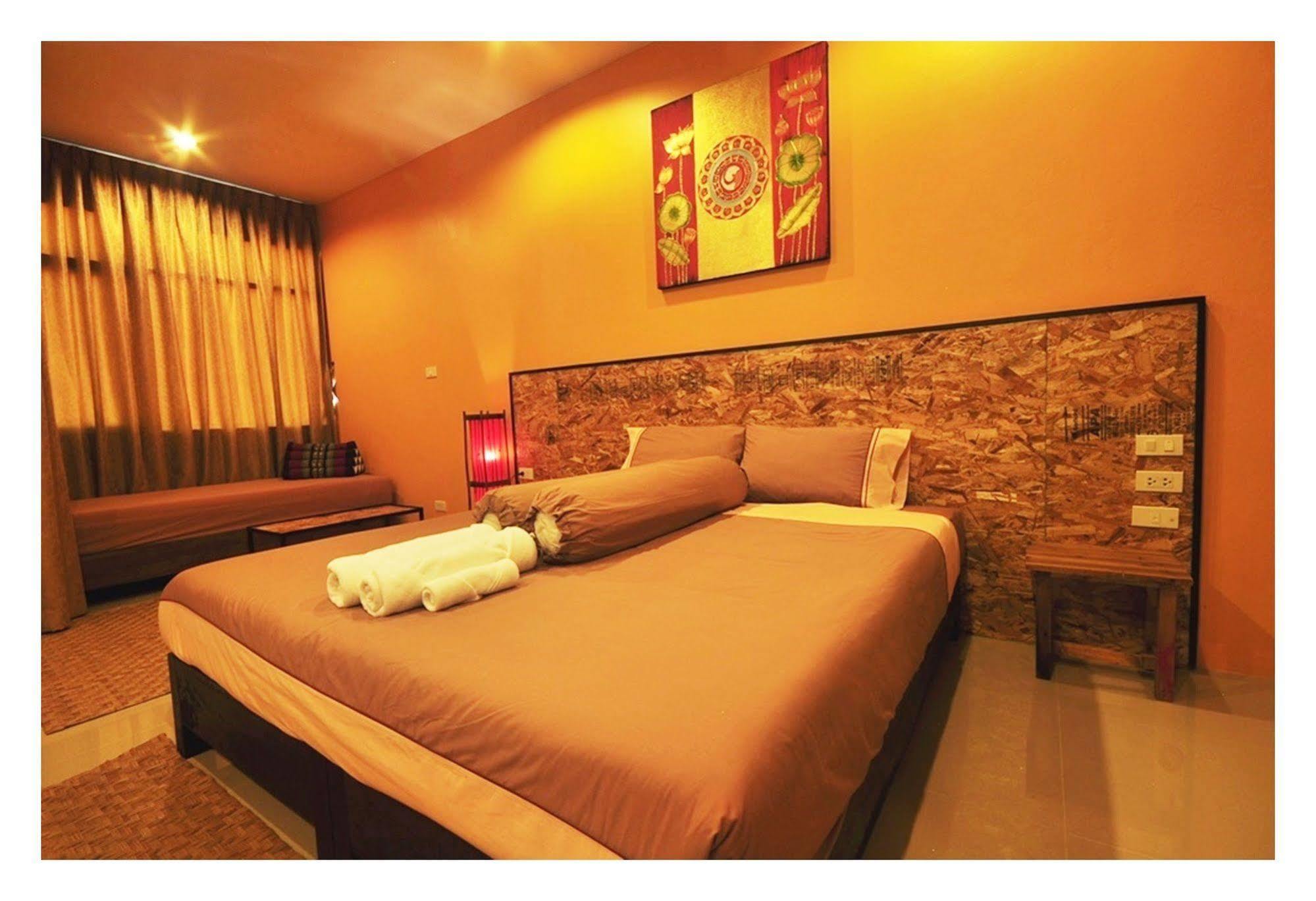The Bedroom Nai Harn Beach Eksteriør billede